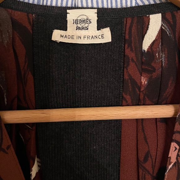 Hermès Silk & Cashmere Draped Print Top – Made in France – Rare Vintage - Picture 5 of 5